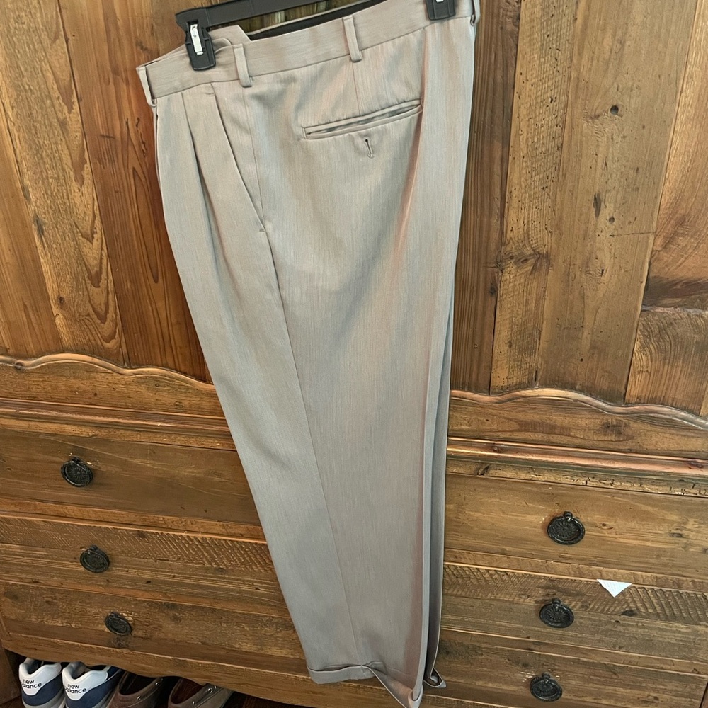 Perry Ellis Light Gray Dress Pants